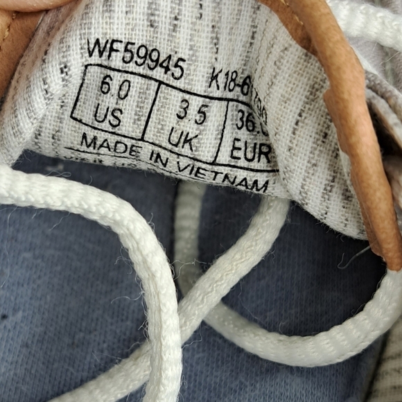 Keds lt gray canvas boatshoe sneakers women's size 6 - Picture 9 of 9